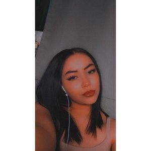 Meet your Posher, Jackie